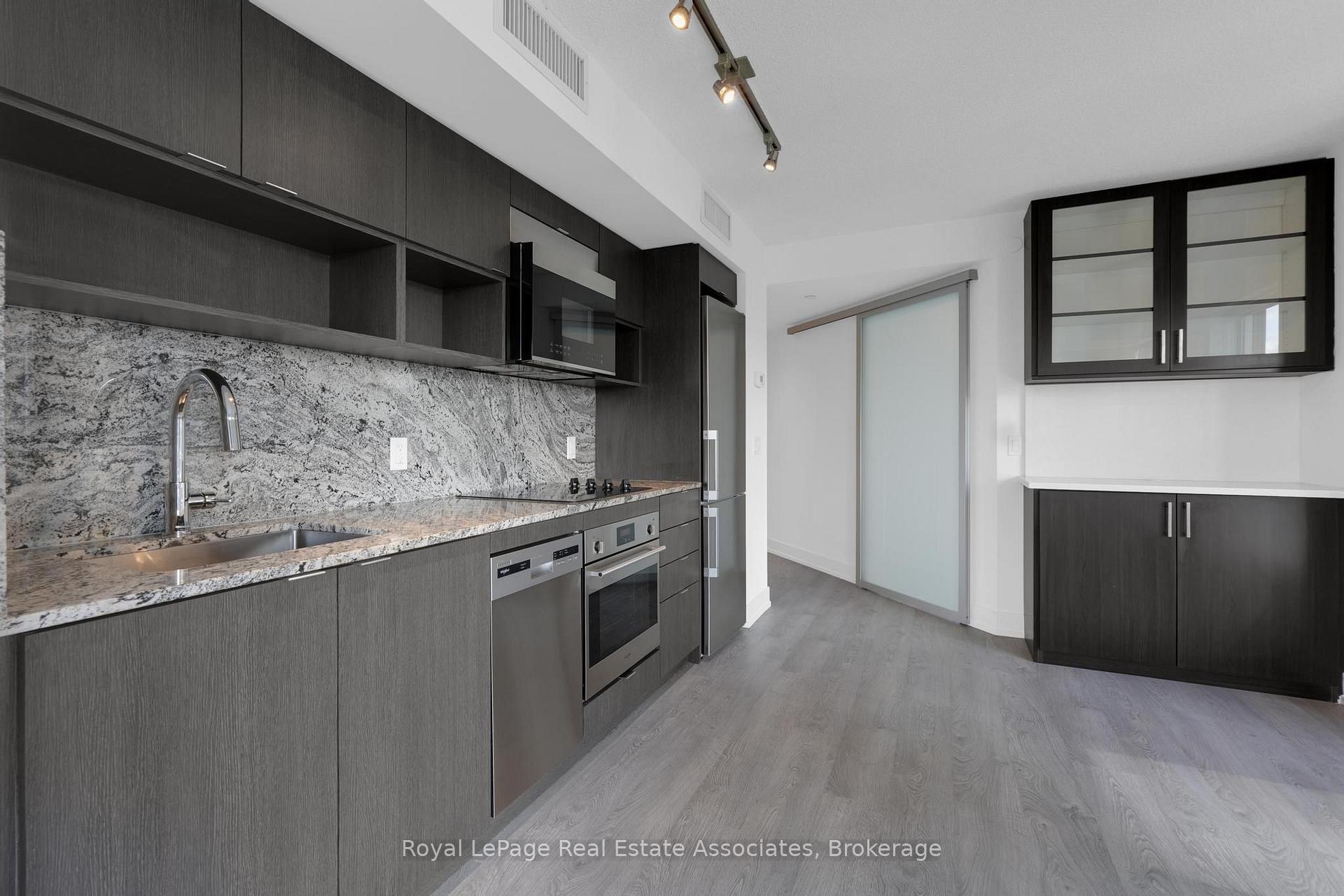 Photo 5 of Unit 1516, 9 Mabelle Avenue, Etobicoke, Islington-City Centre West — HOMEH