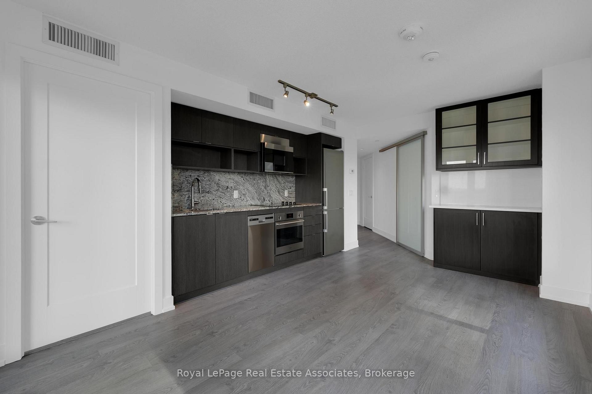 Photo 7 of Unit 1516, 9 Mabelle Avenue, Etobicoke, Islington-City Centre West — HOMEH
