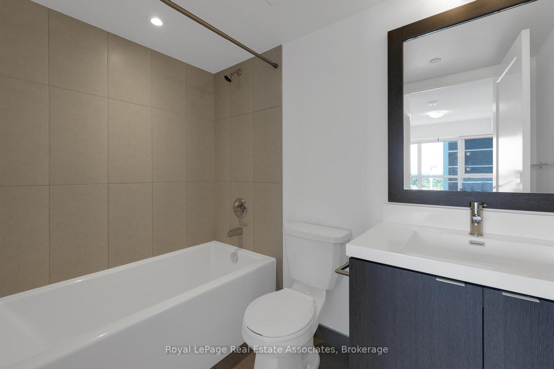 Photo 15 of Unit 1516, 9 Mabelle Avenue, Etobicoke, Islington-City Centre West — HOMEH