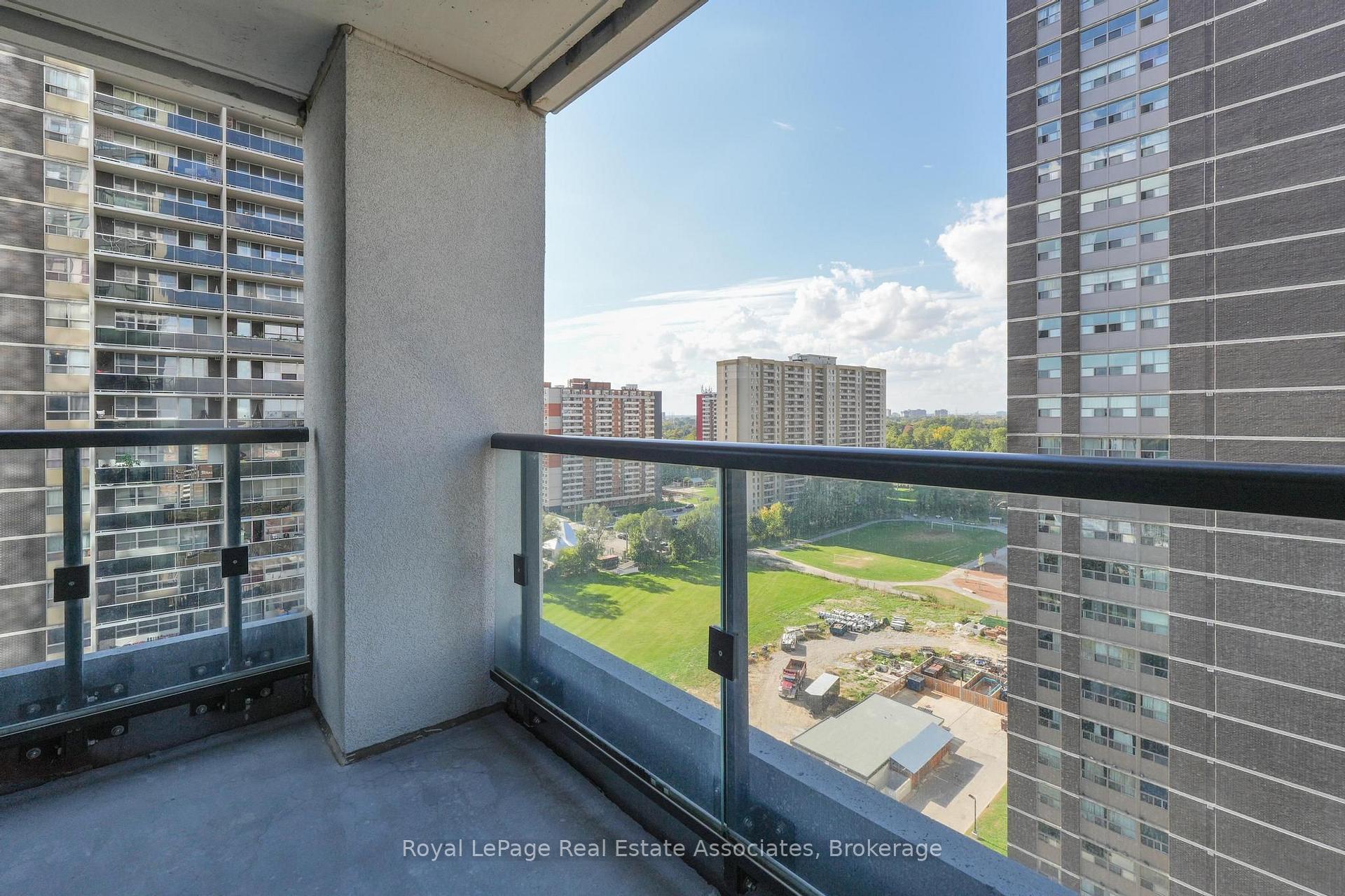 Photo 23 of Unit 1516, 9 Mabelle Avenue, Etobicoke, Islington-City Centre West — HOMEH