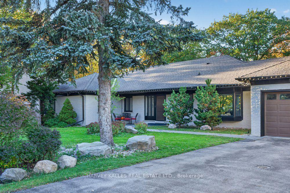 Photo 2 of 140 Sandringham Drive, North York, Lansing-Westgate — HOMEH