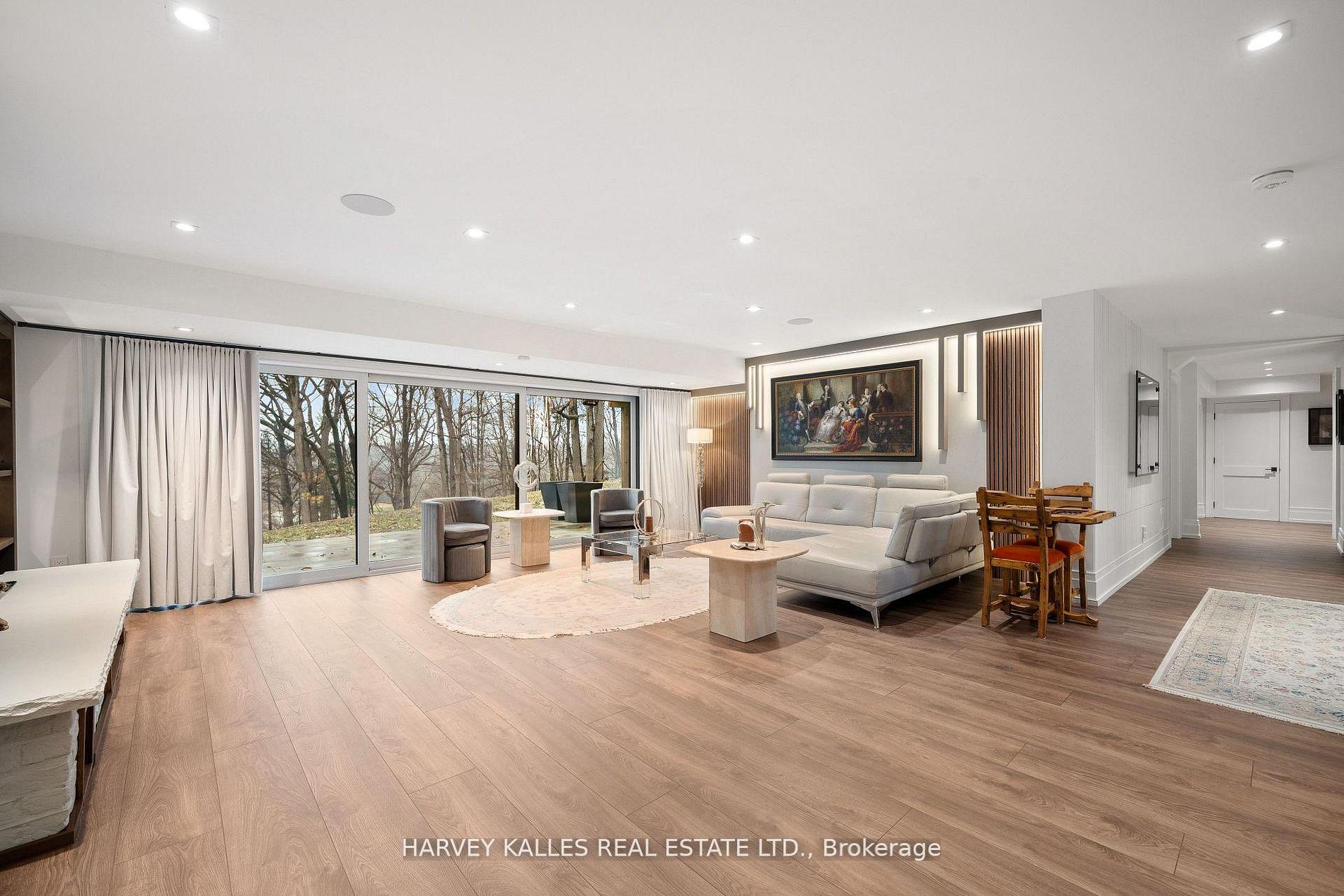 Photo 34 of 140 Sandringham Drive, North York, Lansing-Westgate — HOMEH