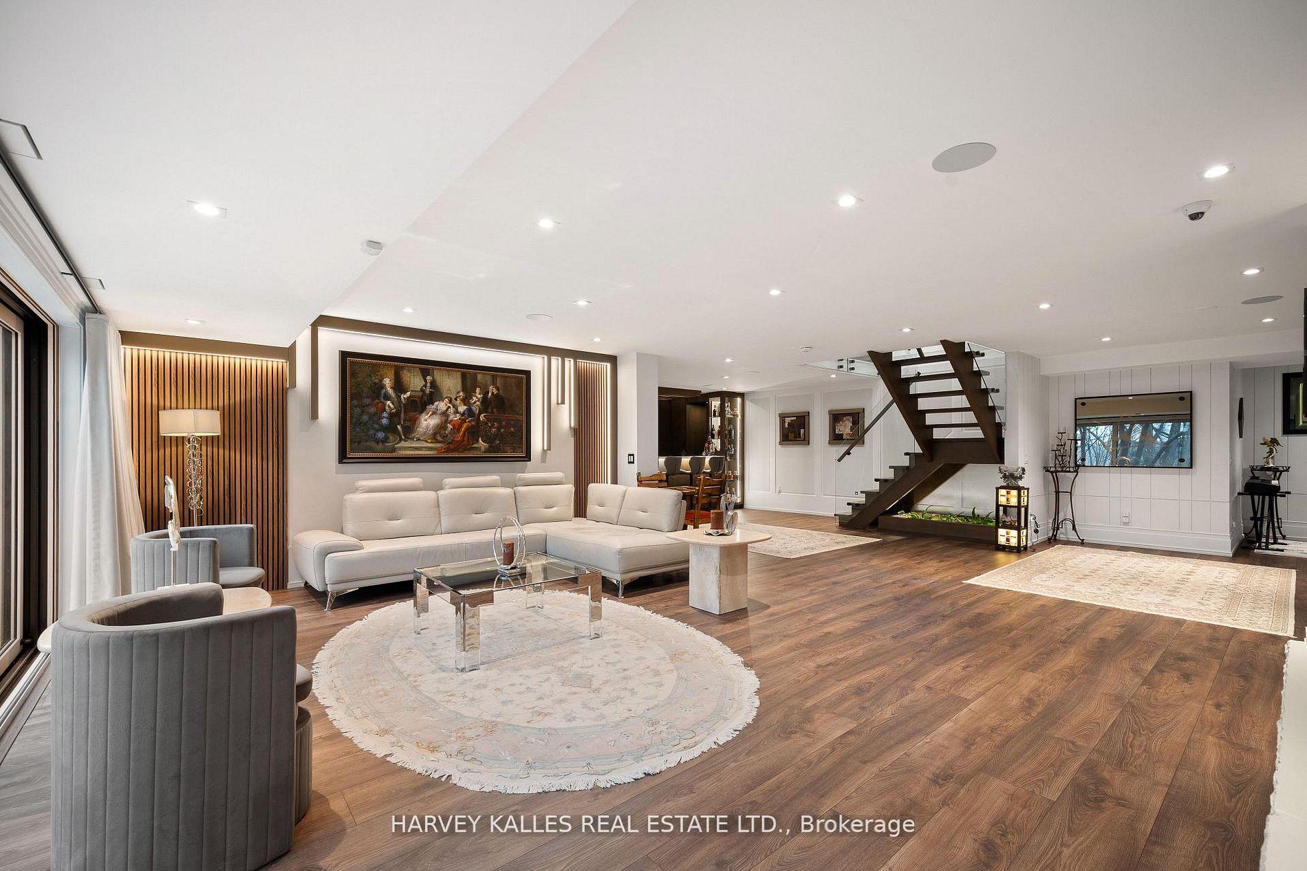 Photo 35 of 140 Sandringham Drive, North York, Lansing-Westgate — HOMEH