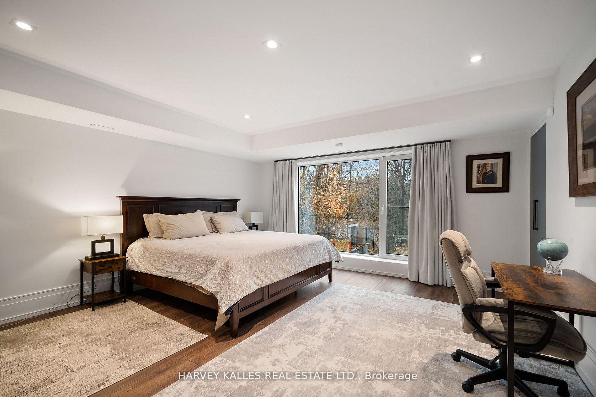 Photo 38 of 140 Sandringham Drive, North York, Lansing-Westgate — HOMEH