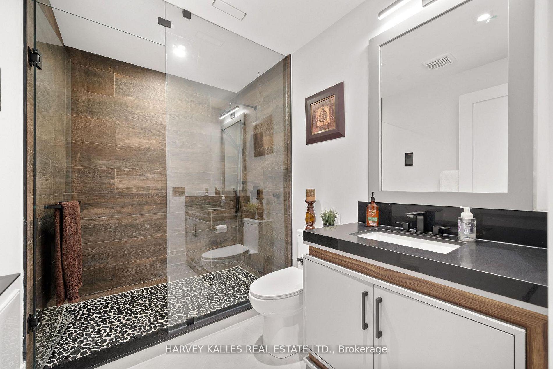 Photo 45 of 140 Sandringham Drive, North York, Lansing-Westgate — HOMEH