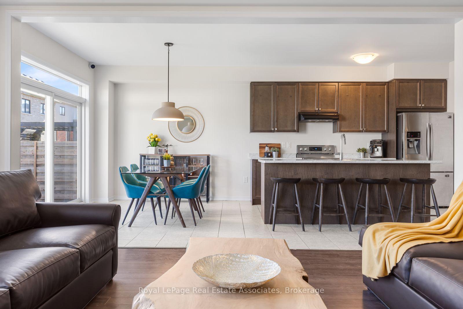 Photo 9 of 40 Sumac Drive, Haldimand — HOMEH
