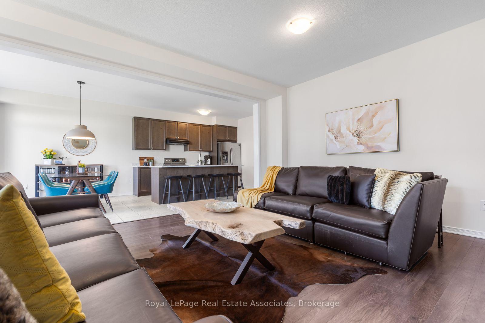 Photo 15 of 40 Sumac Drive, Haldimand — HOMEH
