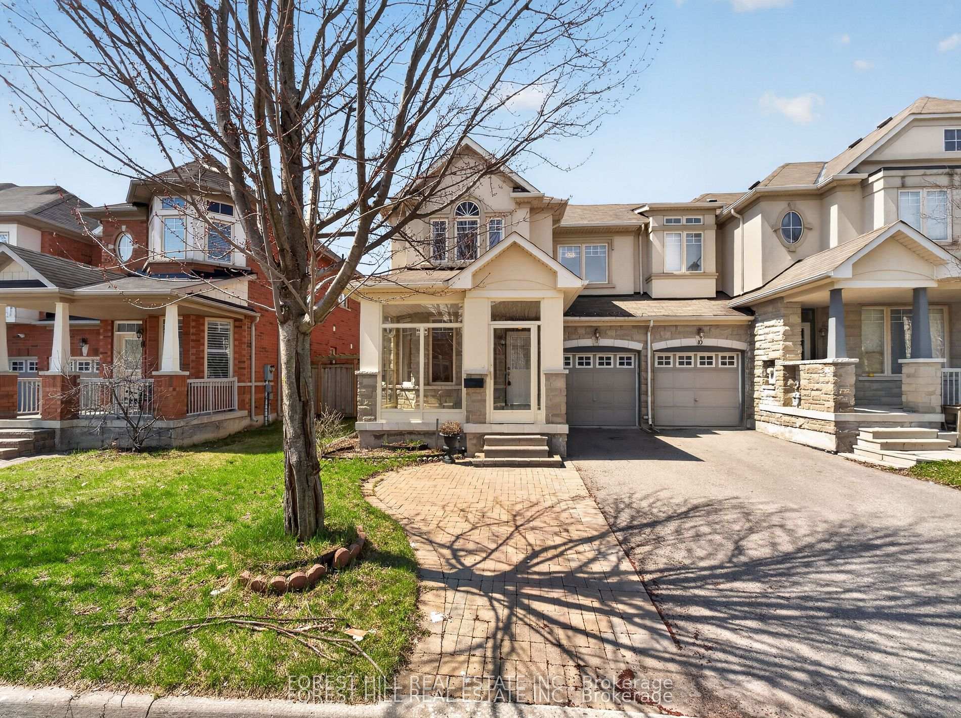 Photo 1 of 12 Stookes Crescent, Richmond Hill, Jefferson — HOMEH