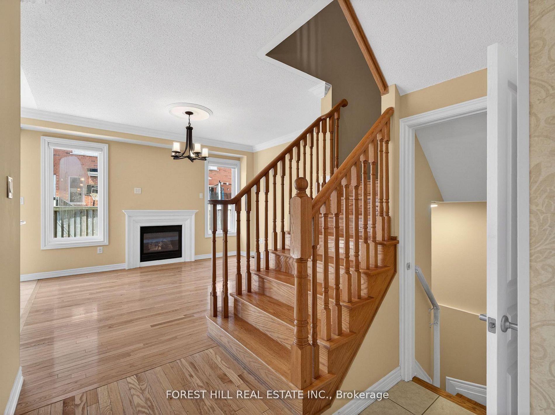 Photo 19 of 12 Stookes Crescent, Richmond Hill, Jefferson — HOMEH