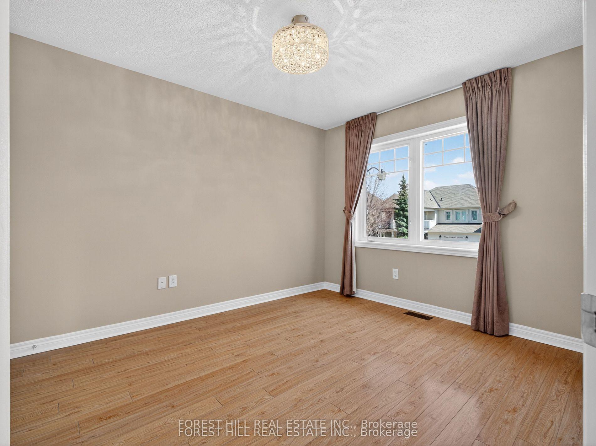 Photo 27 of 12 Stookes Crescent, Richmond Hill, Jefferson — HOMEH