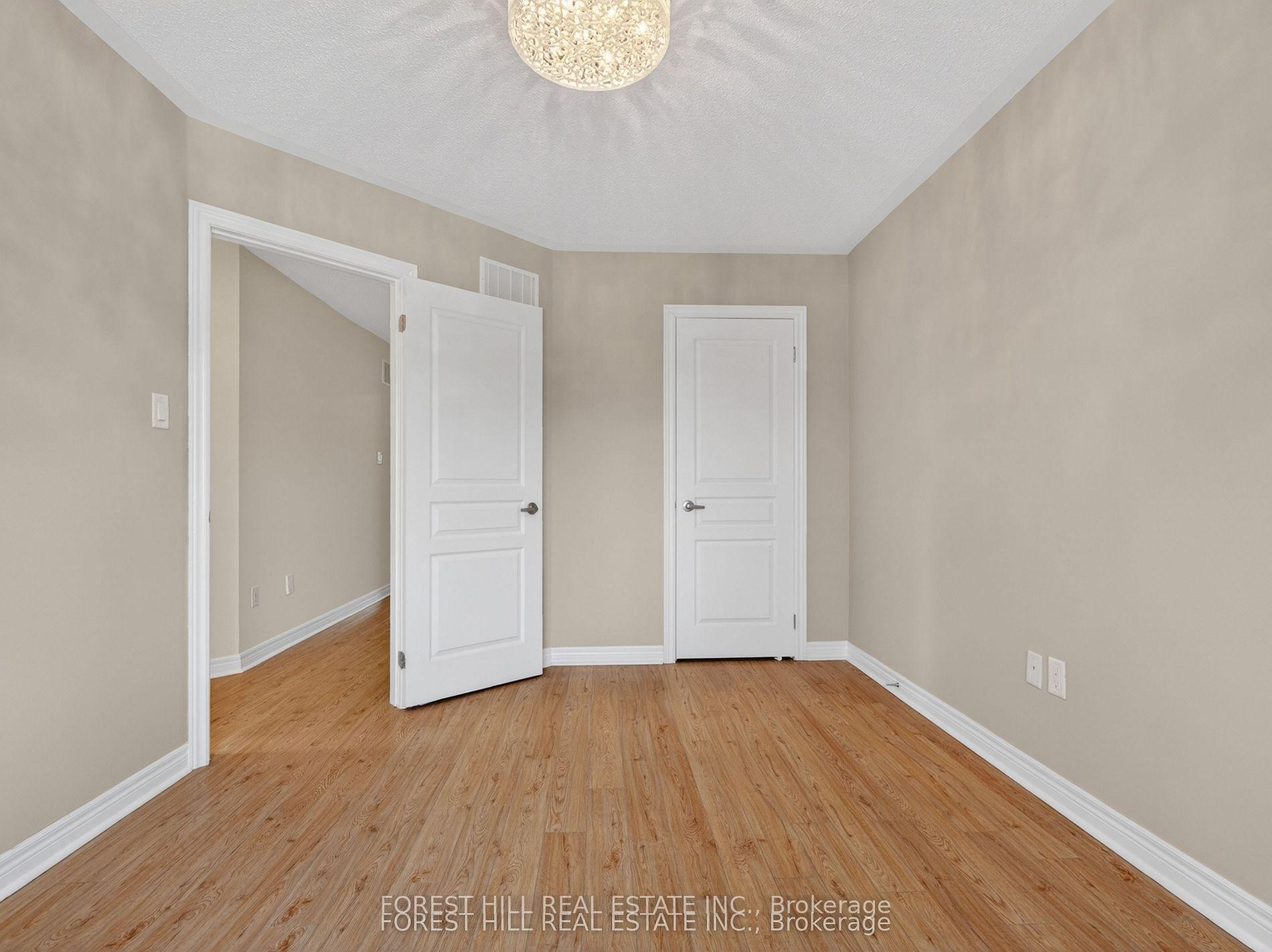 Photo 29 of 12 Stookes Crescent, Richmond Hill, Jefferson — HOMEH