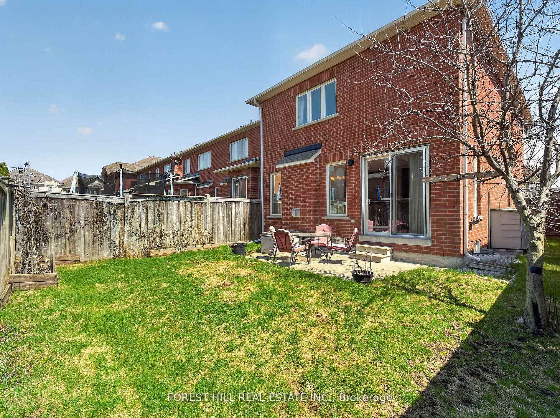 Photo 40 of 12 Stookes Crescent, Richmond Hill, Jefferson — HOMEH