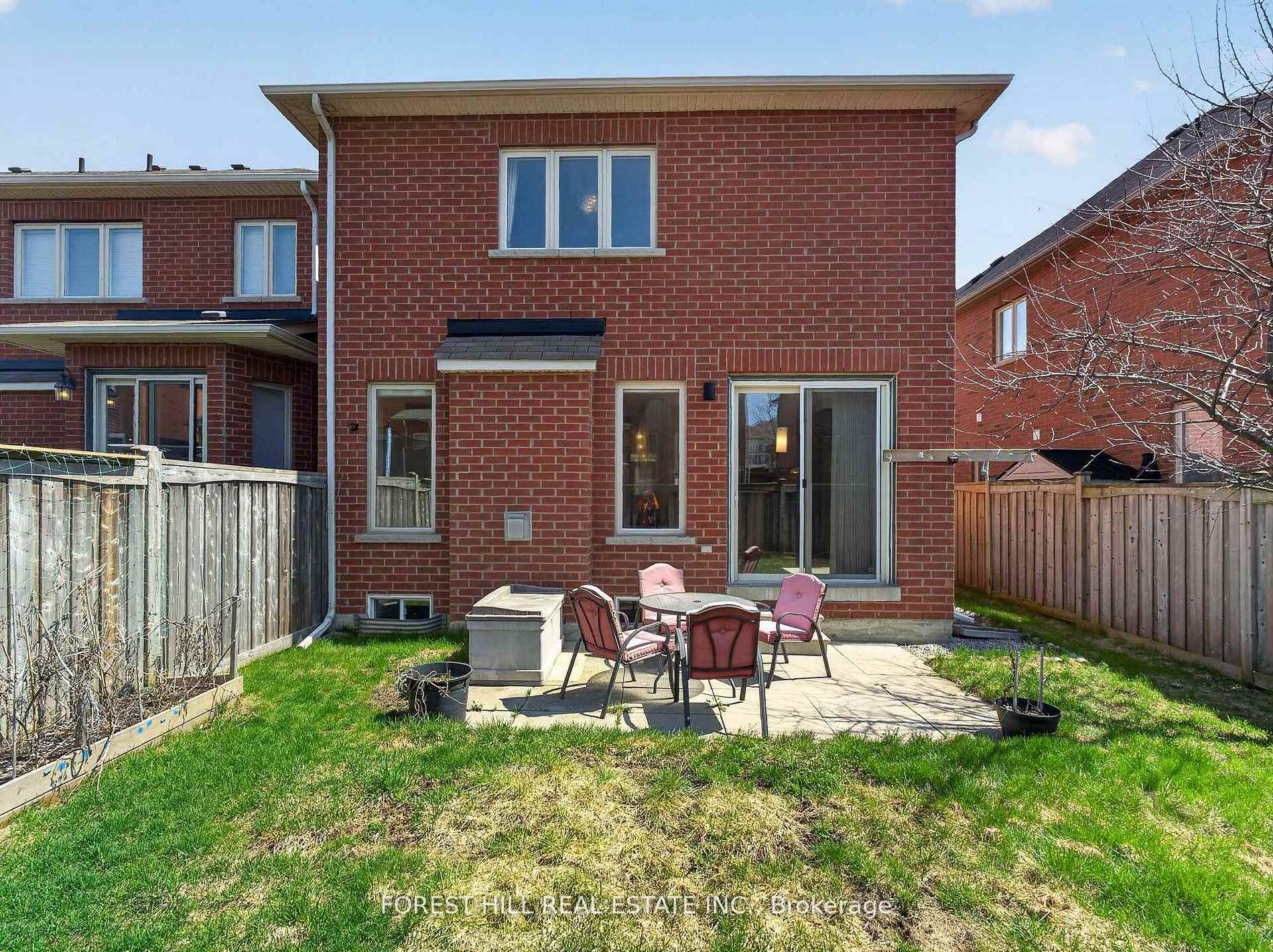 Photo 41 of 12 Stookes Crescent, Richmond Hill, Jefferson — HOMEH
