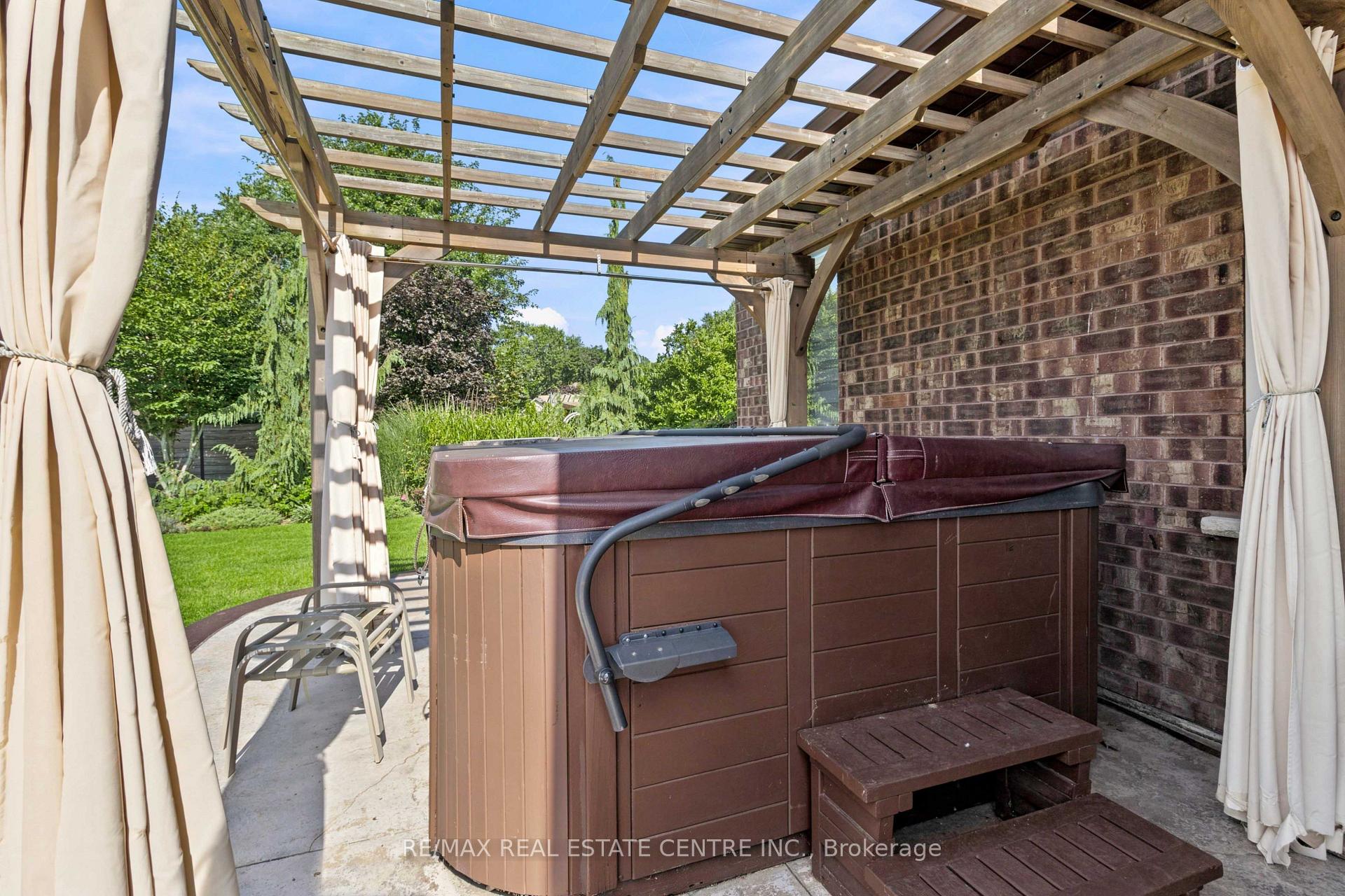 Photo 43 of 99 Magnolia Drive, Norfolk, Port Dover — HOMEH