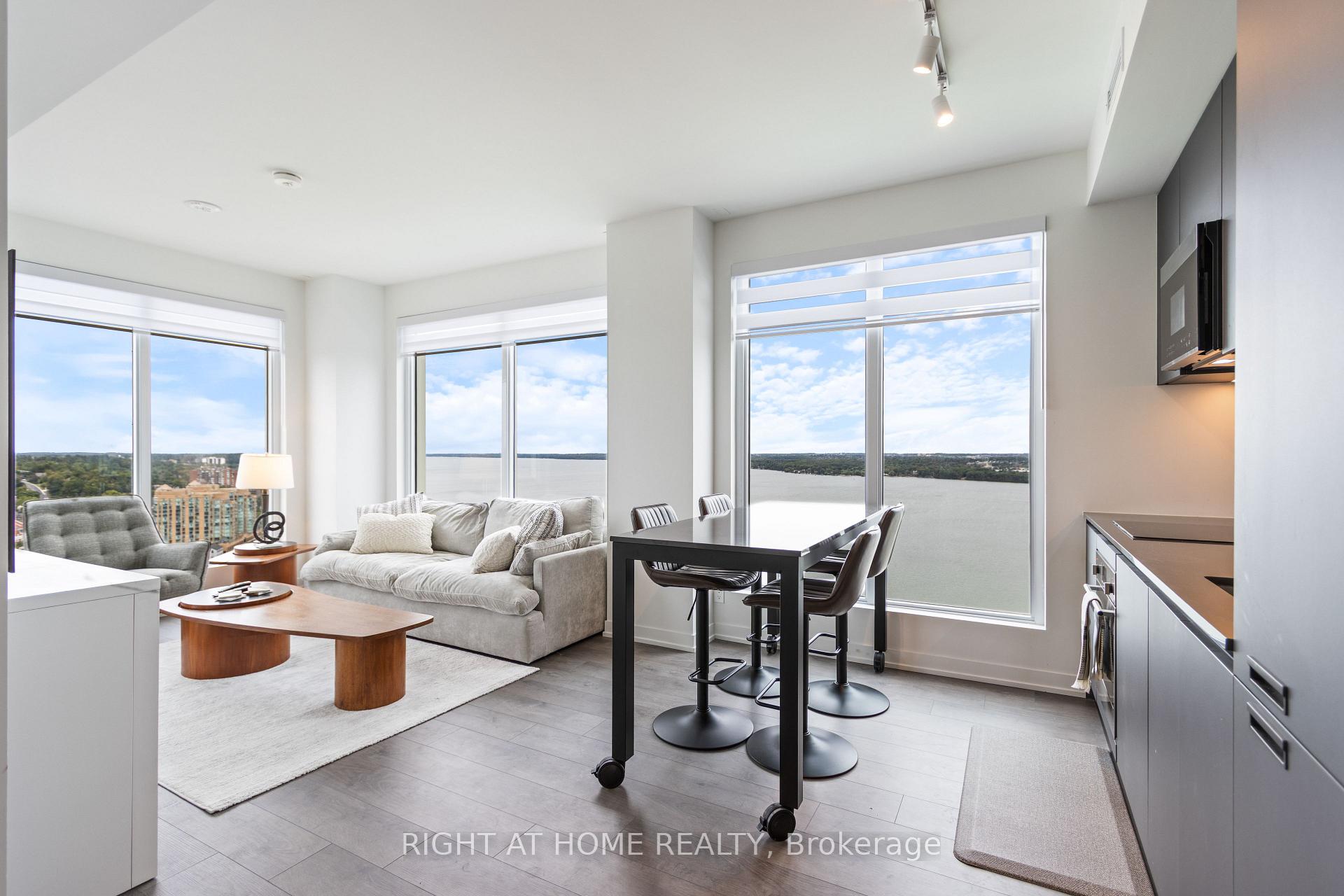 Photo 6 of Unit 2407, 39 Mary Street, Barrie, City Centre — HOMEH