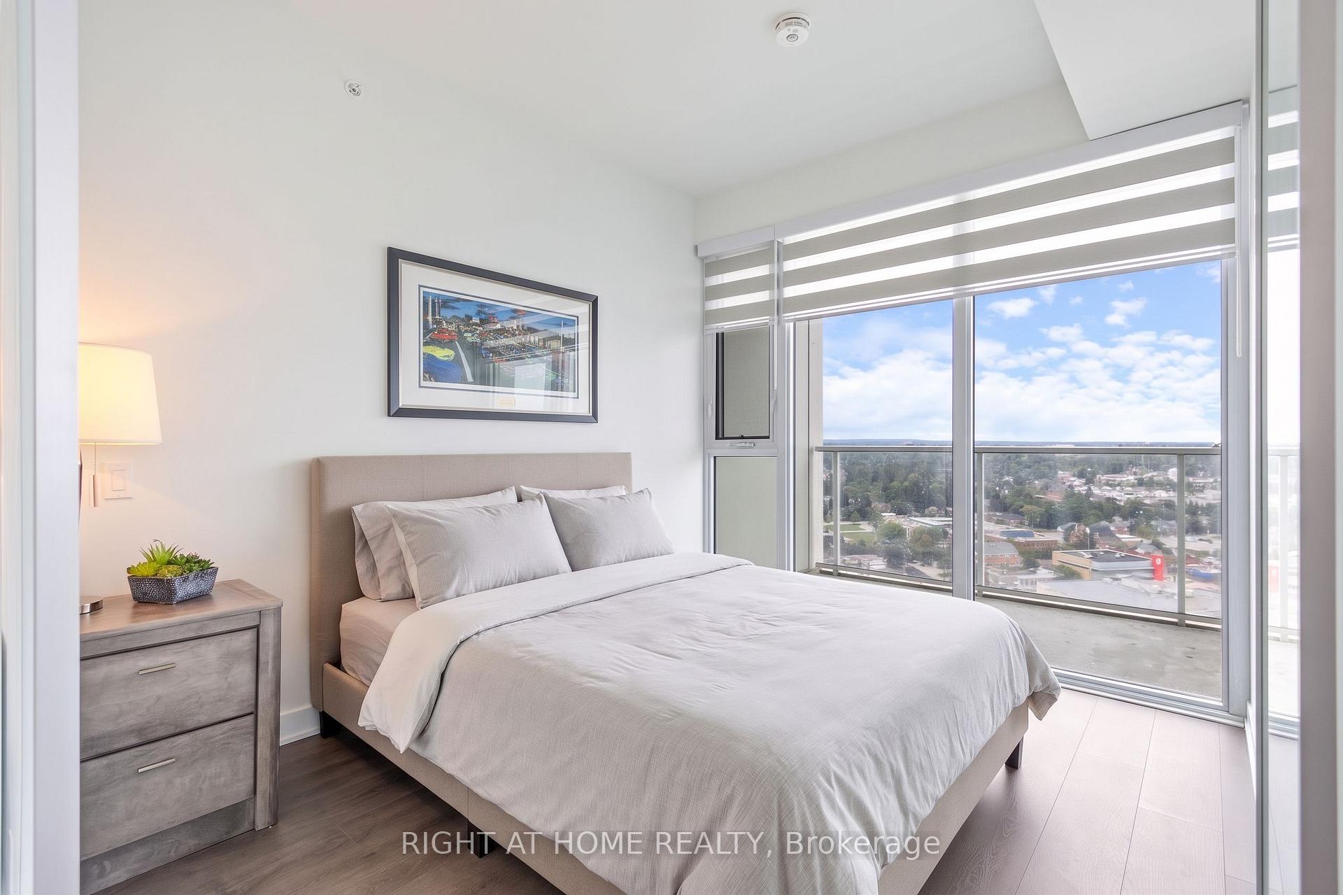 Photo 9 of Unit 2407, 39 Mary Street, Barrie, City Centre — HOMEH