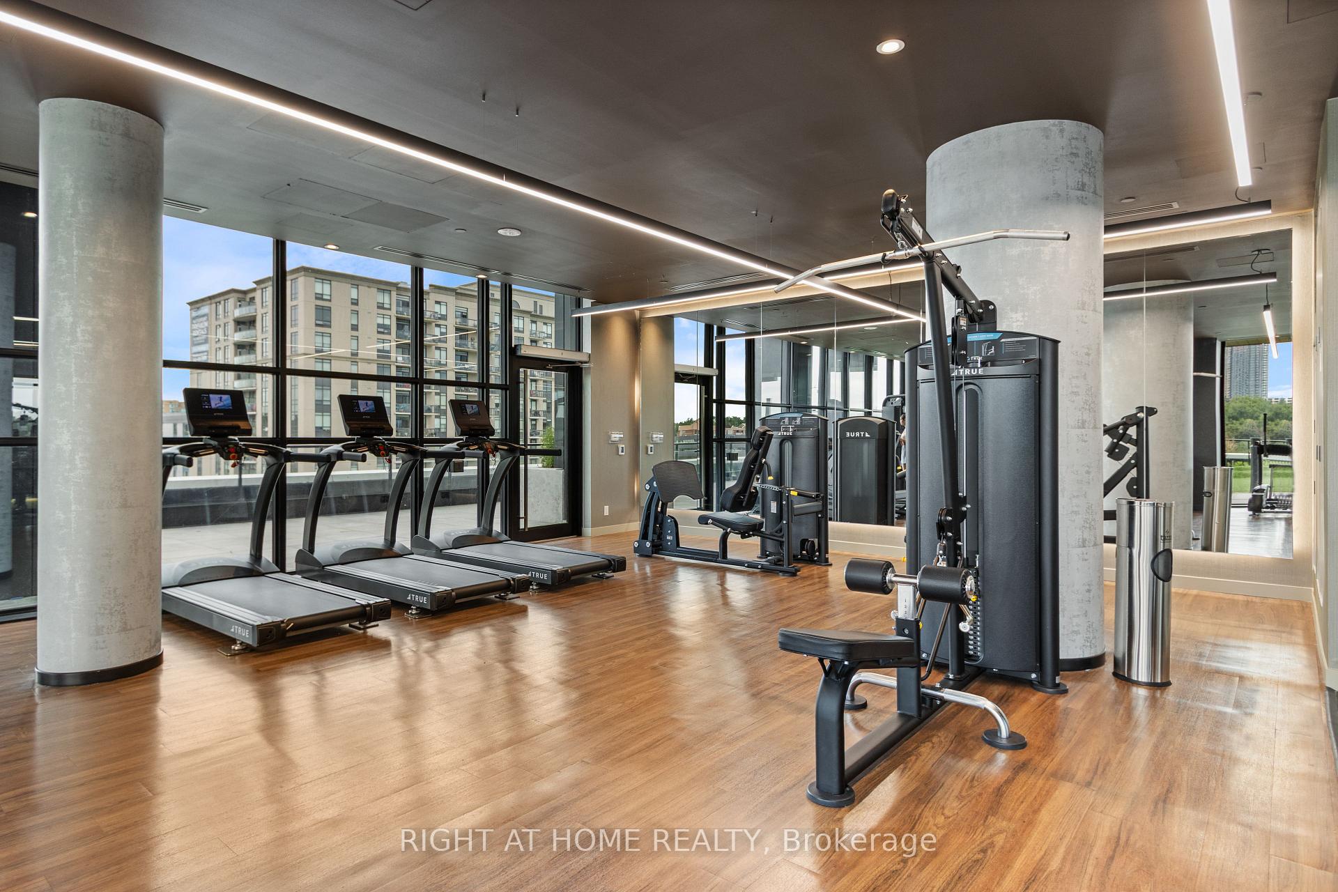 Photo 20 of Unit 2407, 39 Mary Street, Barrie, City Centre — HOMEH