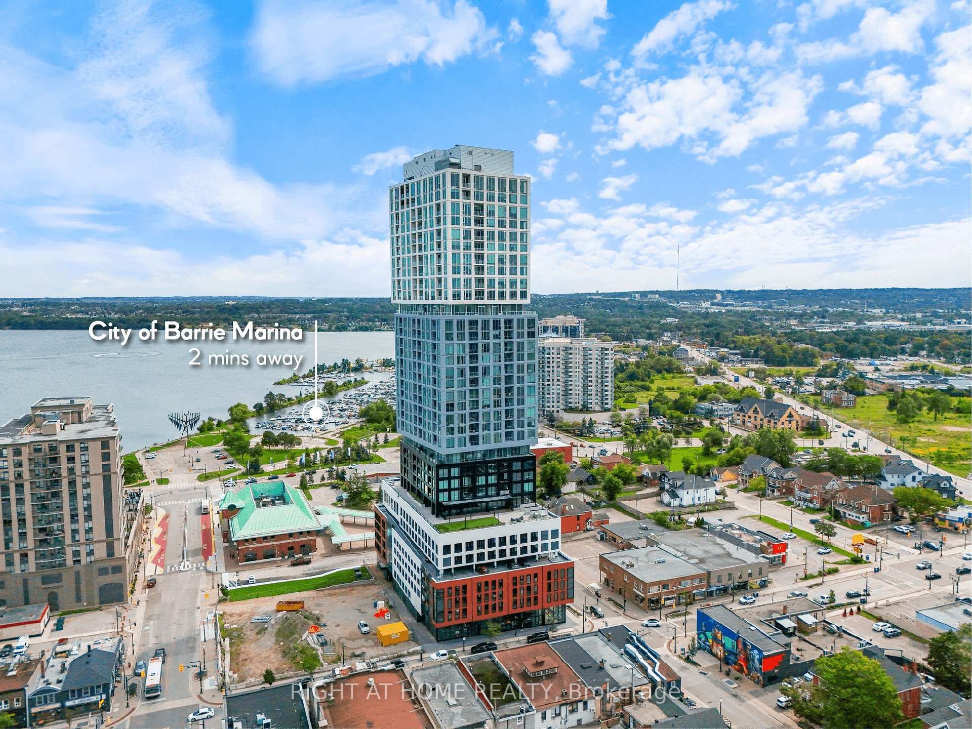 Photo 32 of Unit 2407, 39 Mary Street, Barrie, City Centre — HOMEH