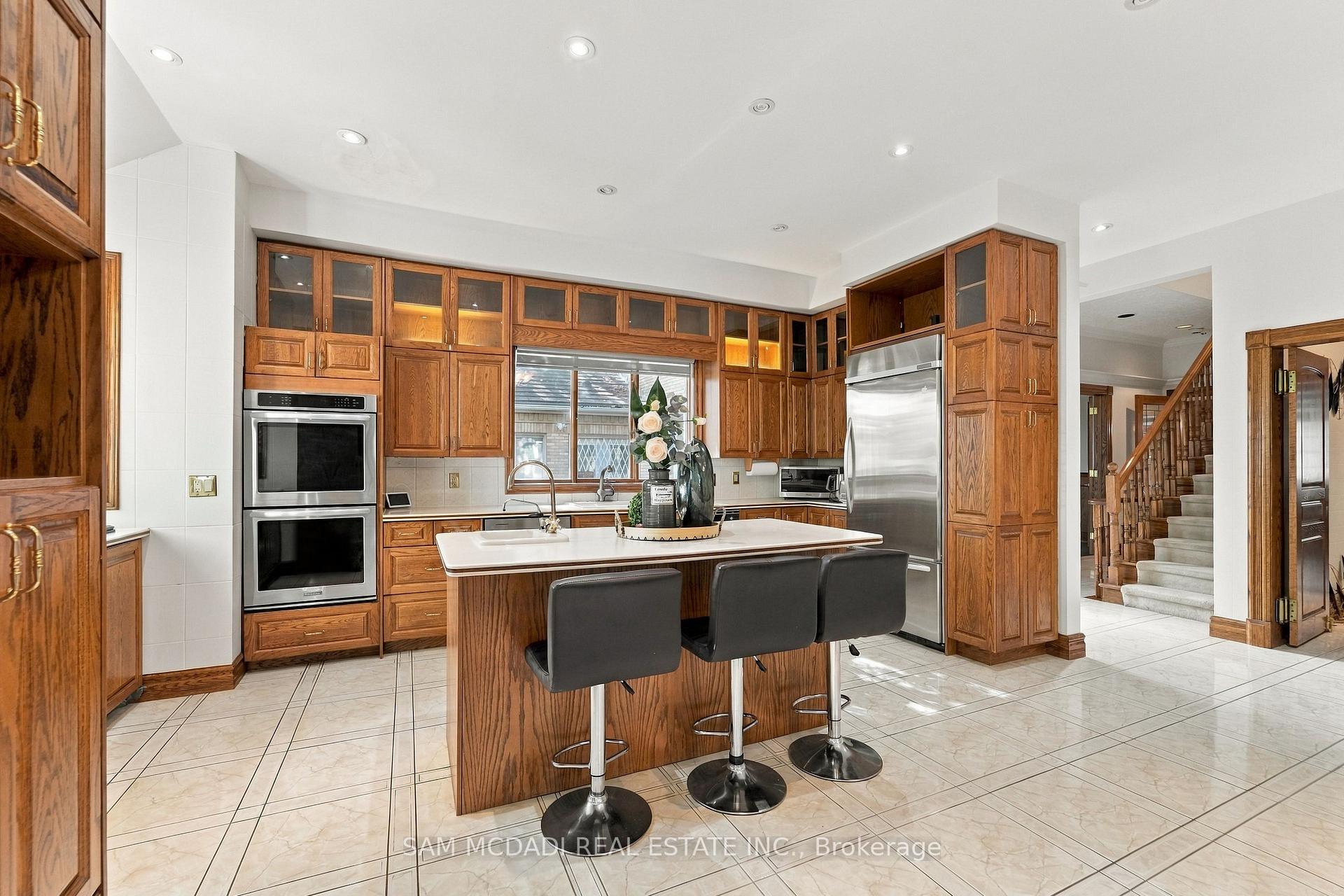Photo 14 of 2480 Mississauga Road, Mississauga, Sheridan — HOMEH