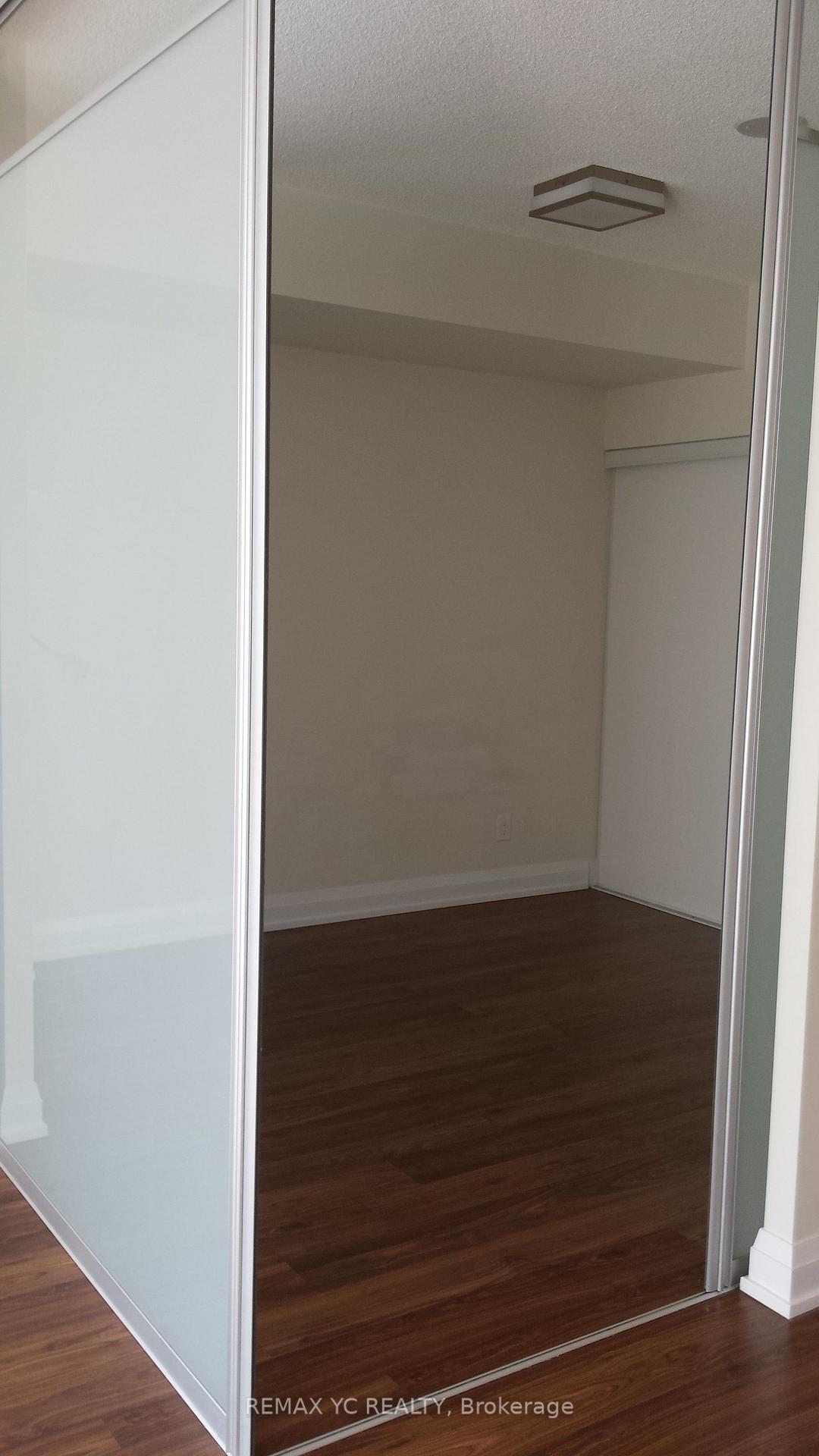 Photo 6 of Unit 2024, 5 Sheppard Avenue E, North York, Willowdale East — HOMEH