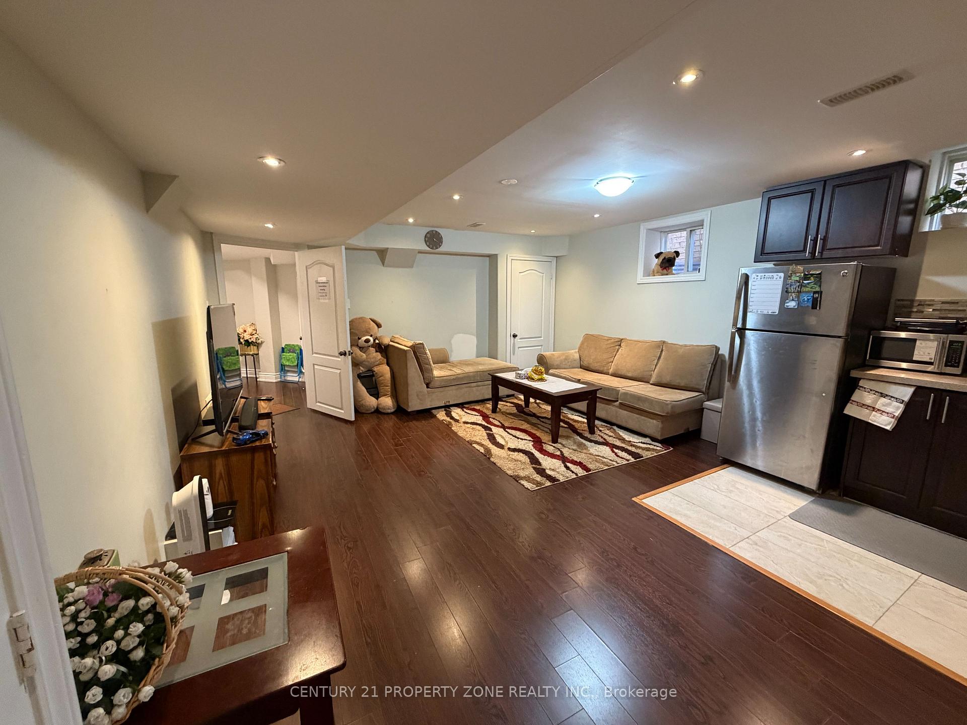 Photo 6 of Unit Bsmt, 7330 Saint Barbara Boulevard, Mississauga, Meadowvale Village — HOMEH