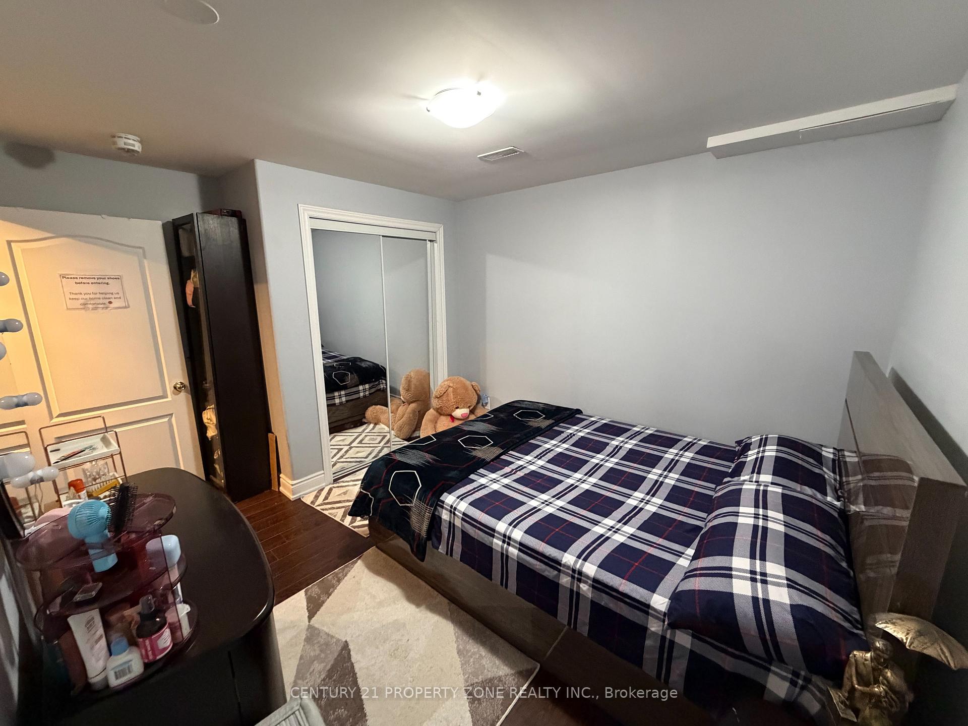 Photo 9 of Unit Bsmt, 7330 Saint Barbara Boulevard, Mississauga, Meadowvale Village — HOMEH