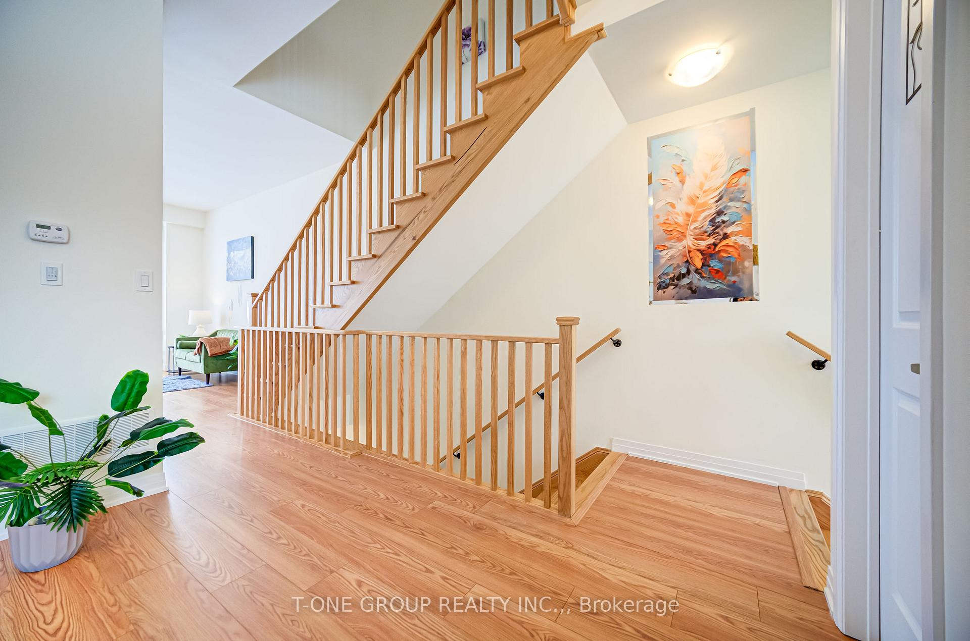 Photo 6 of 83 Millman Lane, Richmond Hill, Rural Richmond Hill — HOMEH