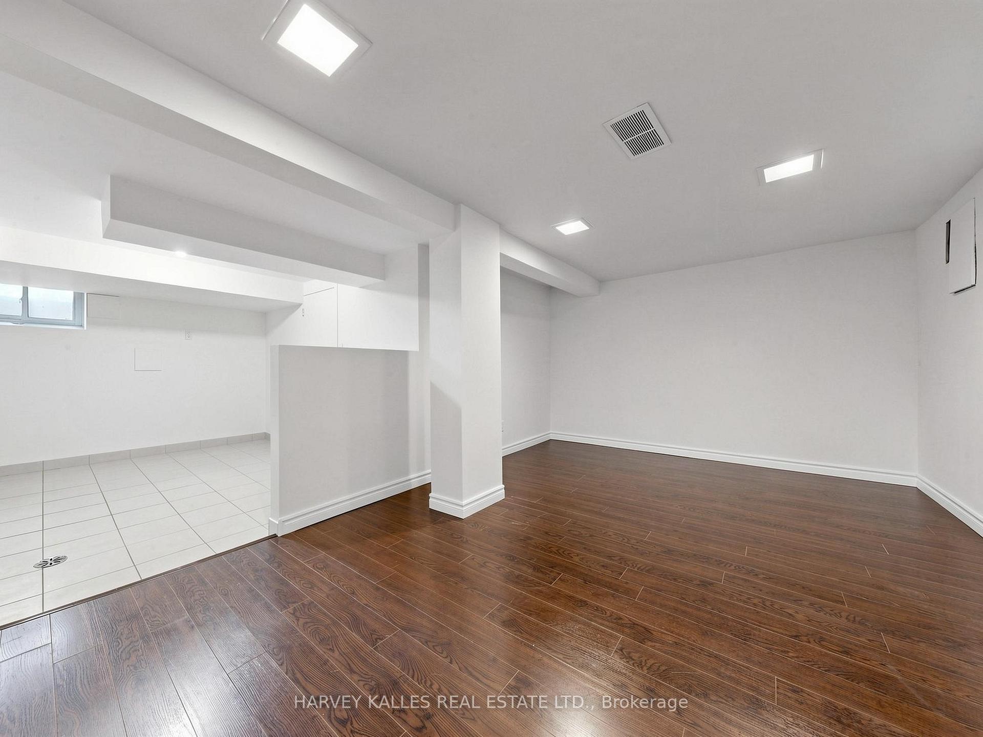 Photo 29 of 87 Combe Avenue, North York, Bathurst Manor — HOMEH