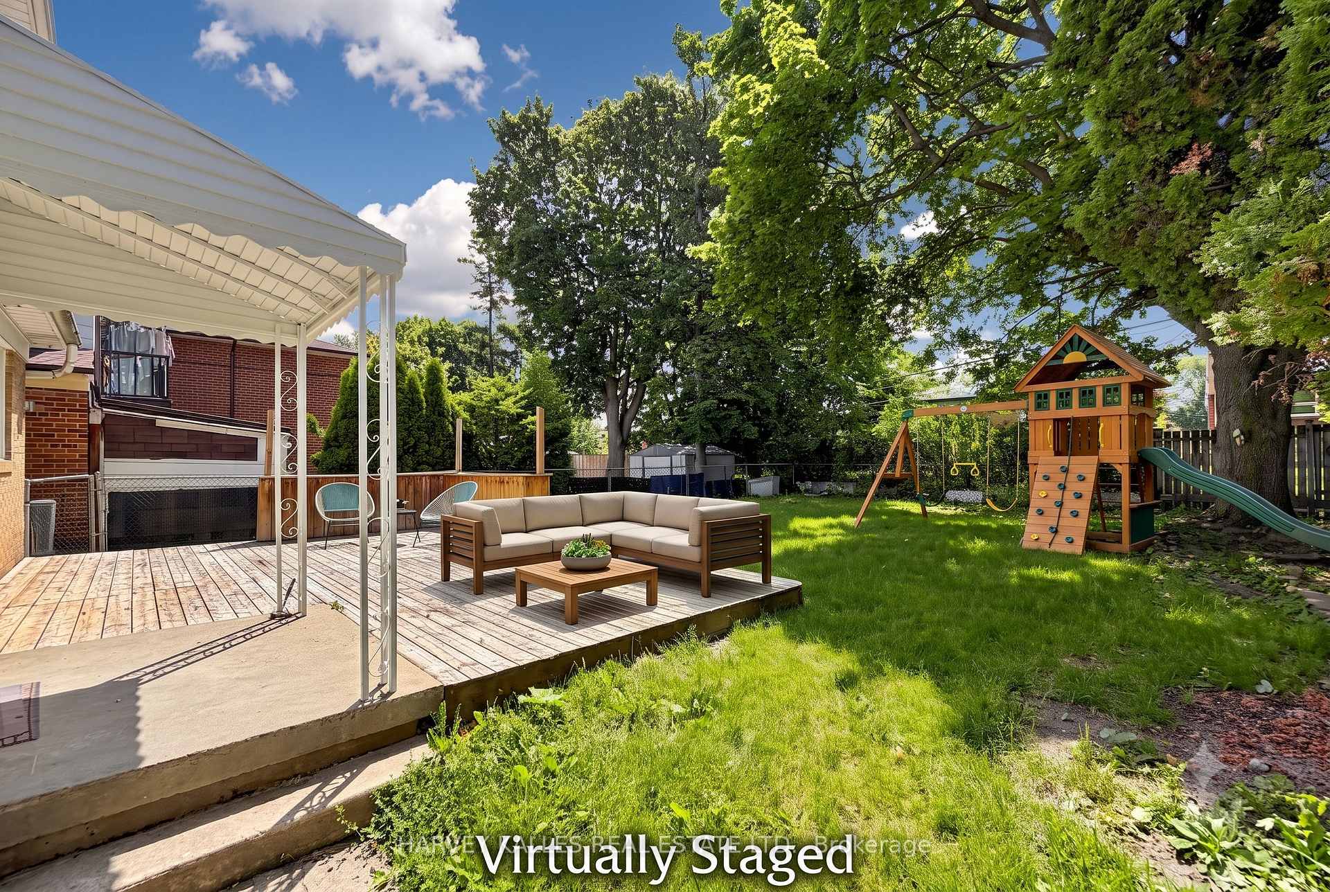 Photo 38 of 87 Combe Avenue, North York, Bathurst Manor — HOMEH