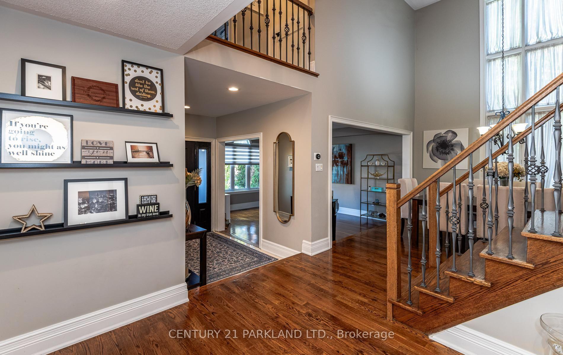Photo 6 of 164 Carlyle Crescent, Aurora, Aurora Highlands — HOMEH
