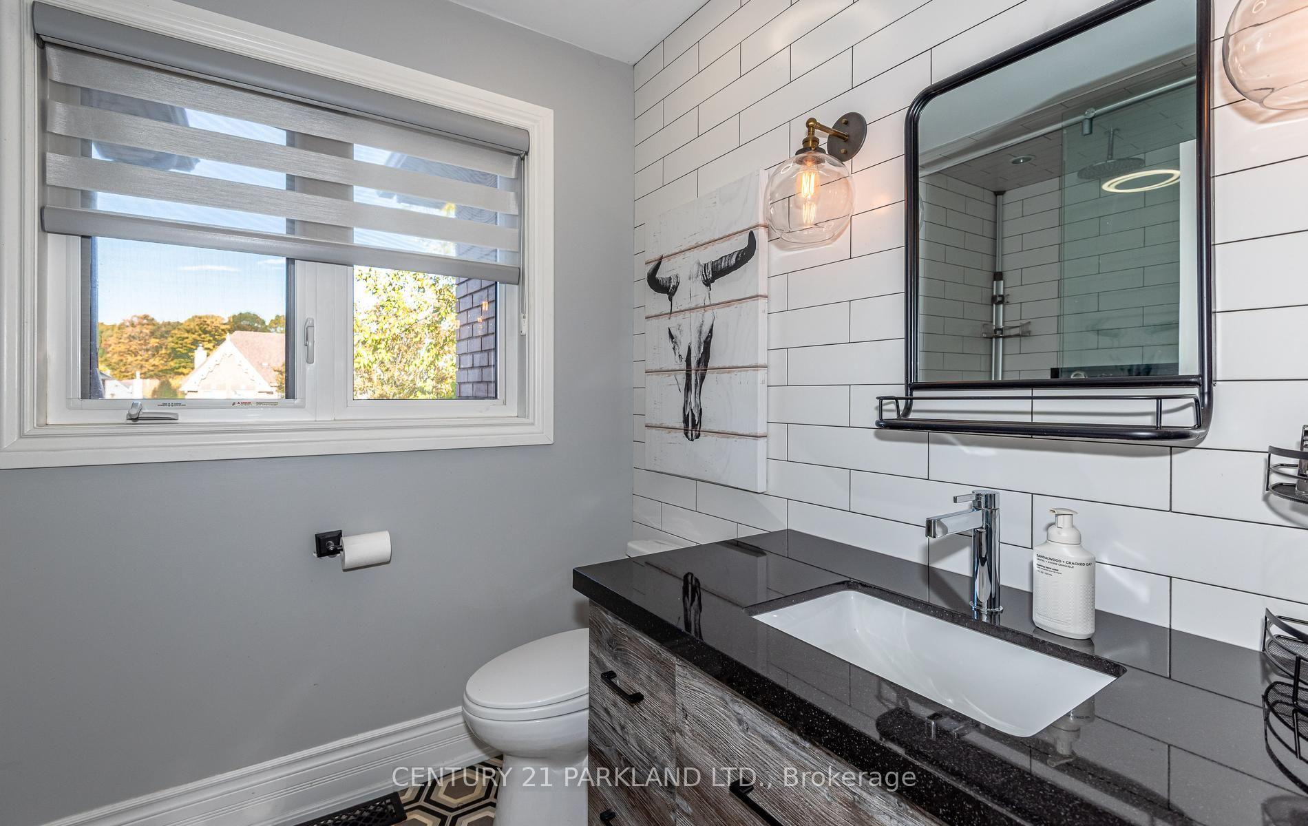 Photo 36 of 164 Carlyle Crescent, Aurora, Aurora Highlands — HOMEH