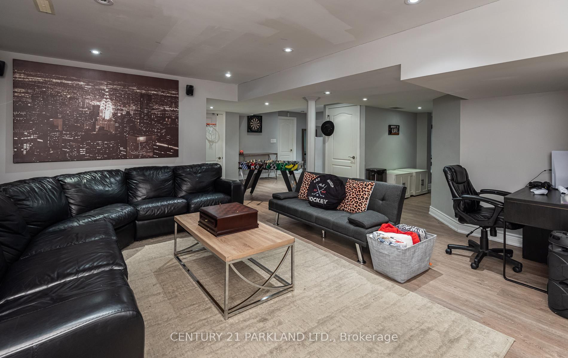 Photo 38 of 164 Carlyle Crescent, Aurora, Aurora Highlands — HOMEH