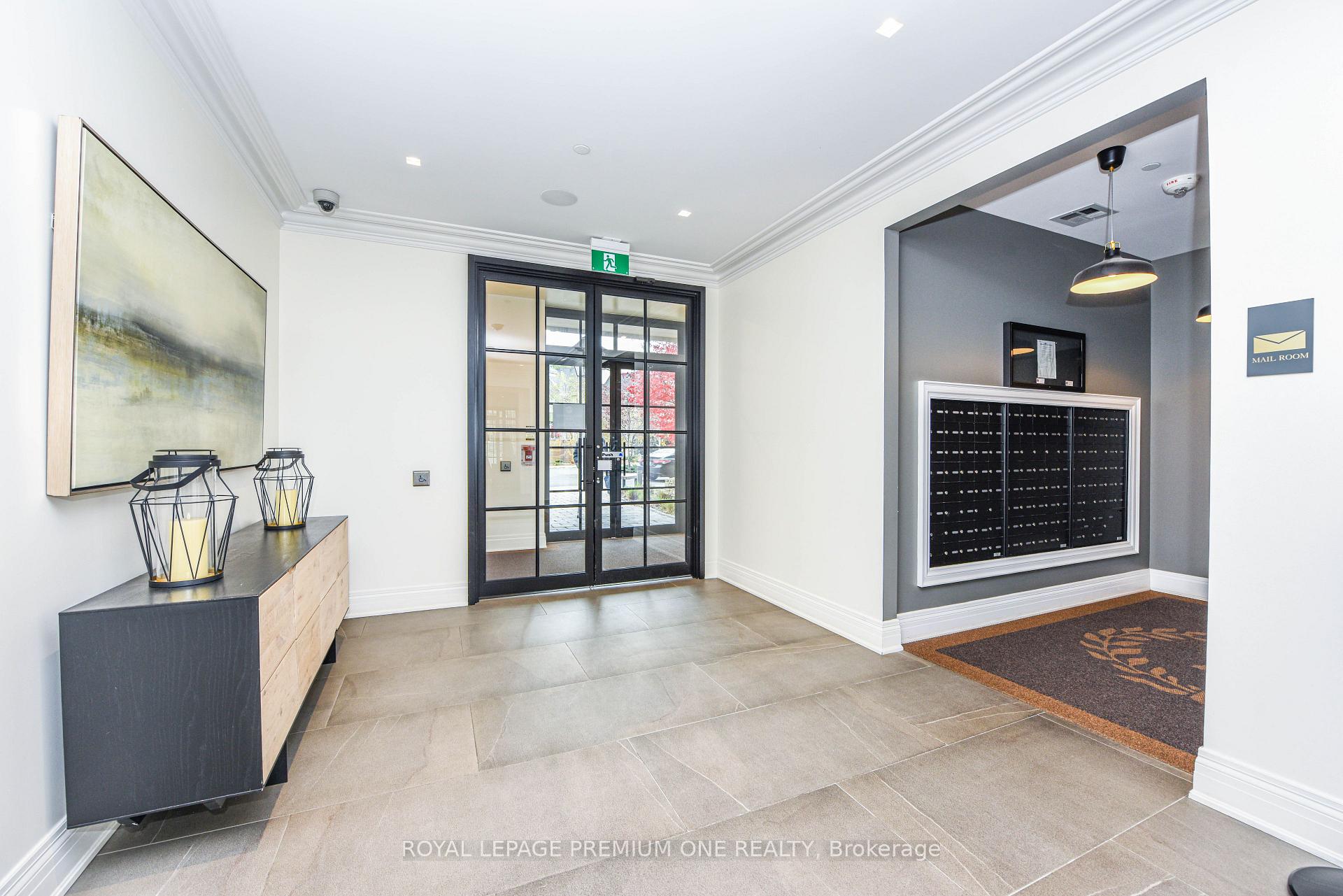 Photo 6 of Unit 307, 571 Prince Edward Drive N, Etobicoke, Kingsway South — HOMEH