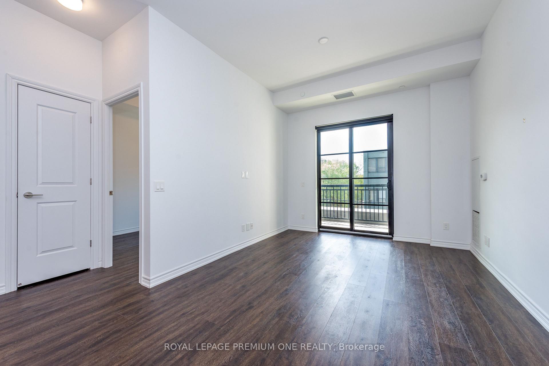 Photo 19 of Unit 307, 571 Prince Edward Drive N, Etobicoke, Kingsway South — HOMEH