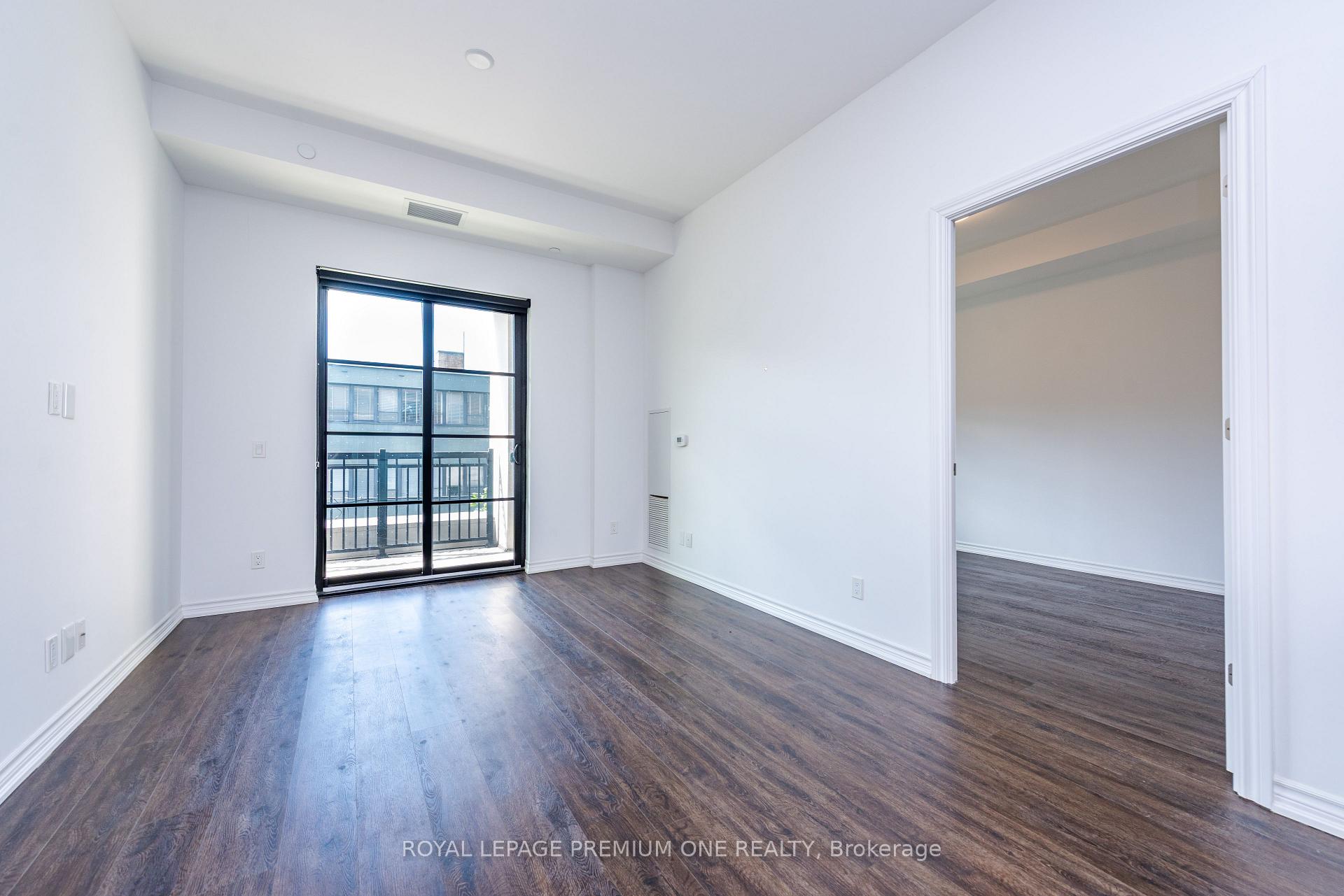 Photo 20 of Unit 307, 571 Prince Edward Drive N, Etobicoke, Kingsway South — HOMEH