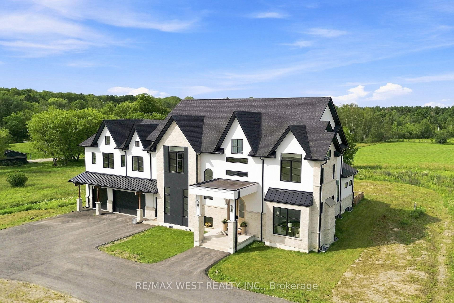 Photo of 17050 McCowan Road
