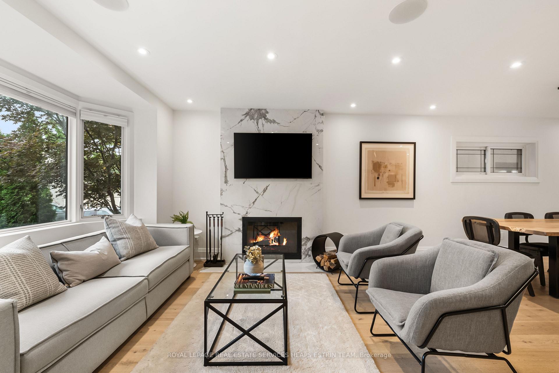 Photo 5 of 817 Millwood Road, Toronto, Leaside — HOMEH
