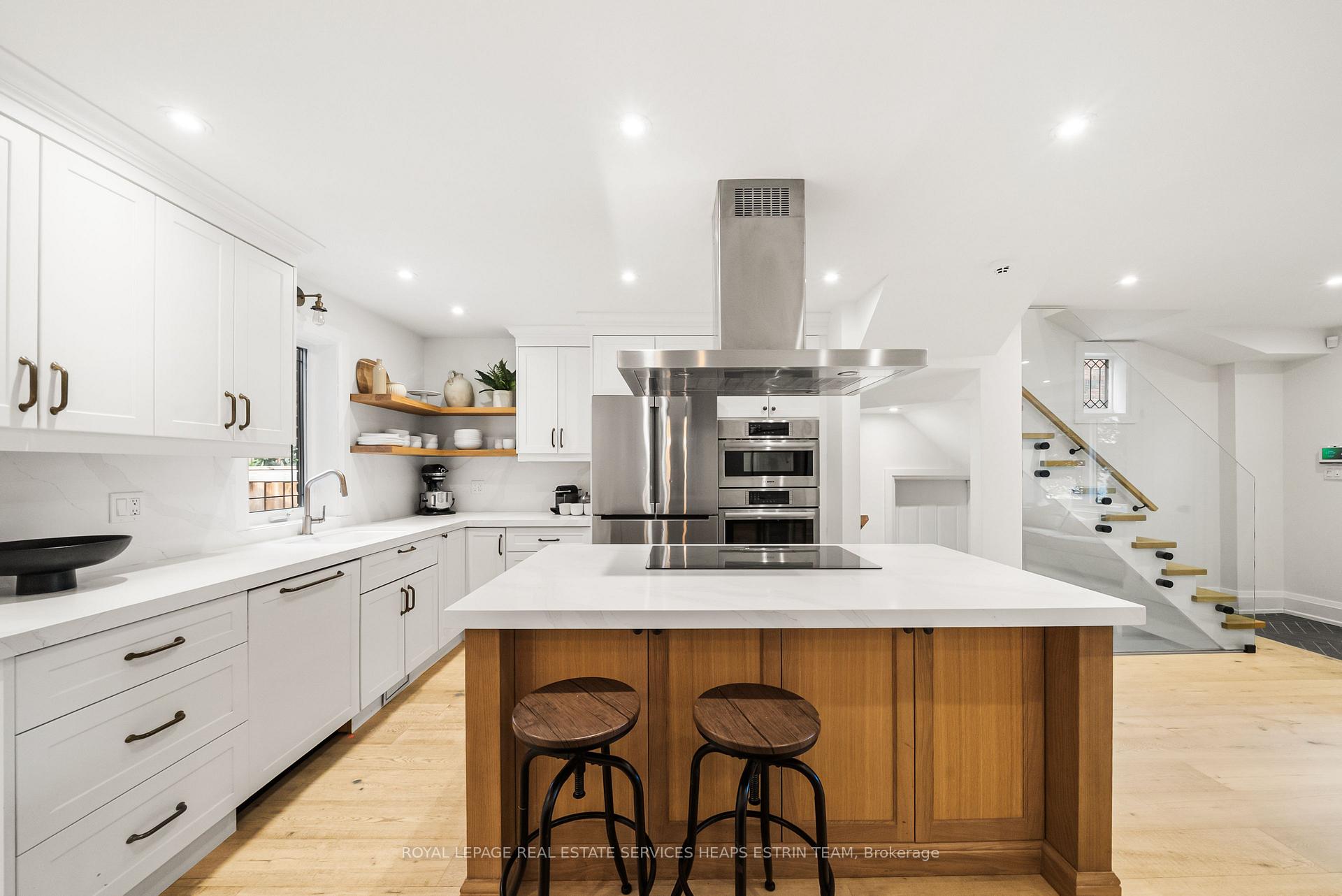 Photo 16 of 817 Millwood Road, Toronto, Leaside — HOMEH