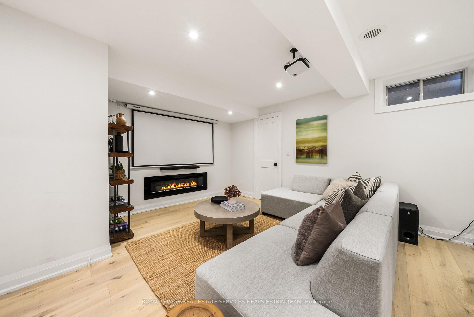 Photo 35 of 817 Millwood Road, Toronto, Leaside — HOMEH