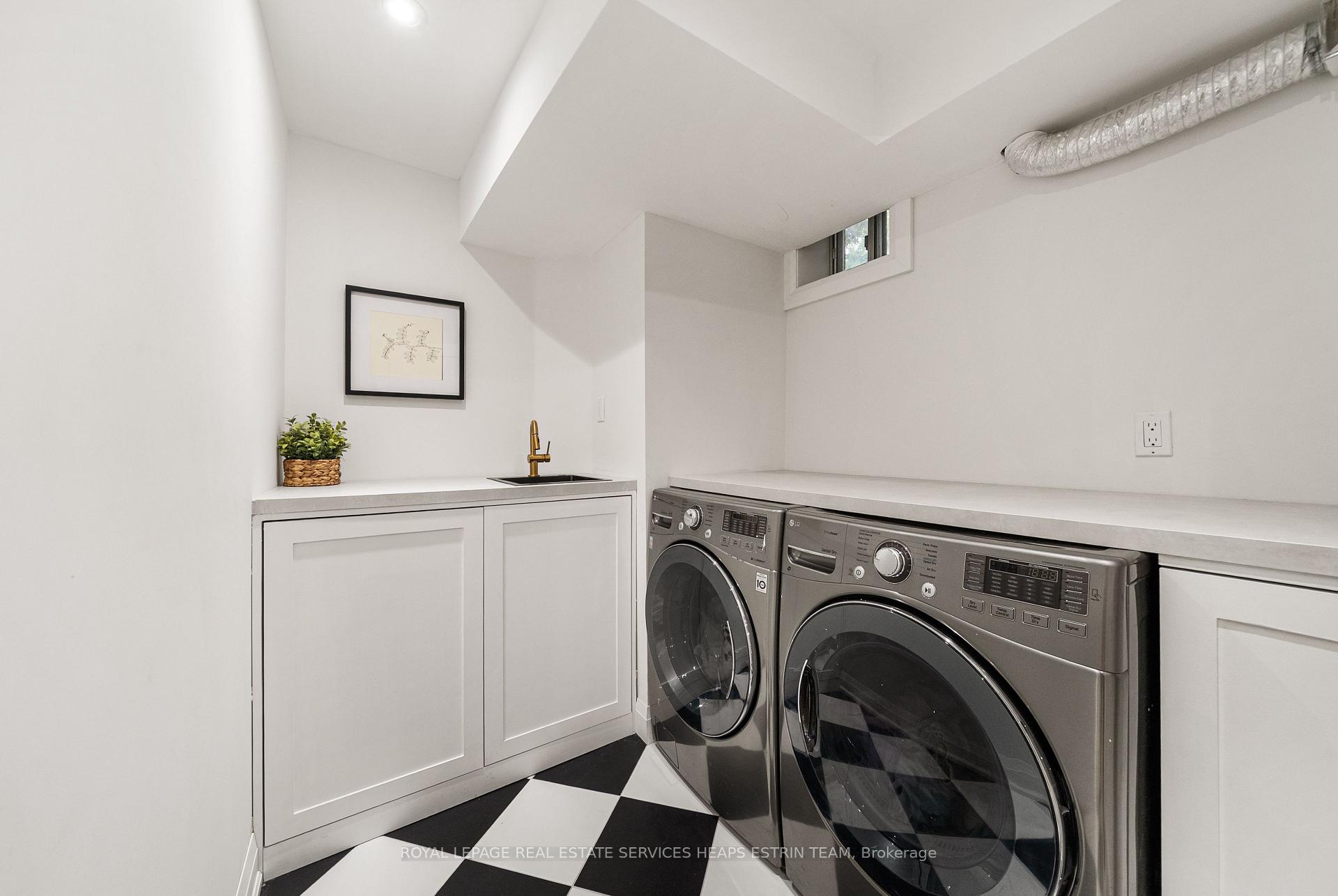 Photo 38 of 817 Millwood Road, Toronto, Leaside — HOMEH