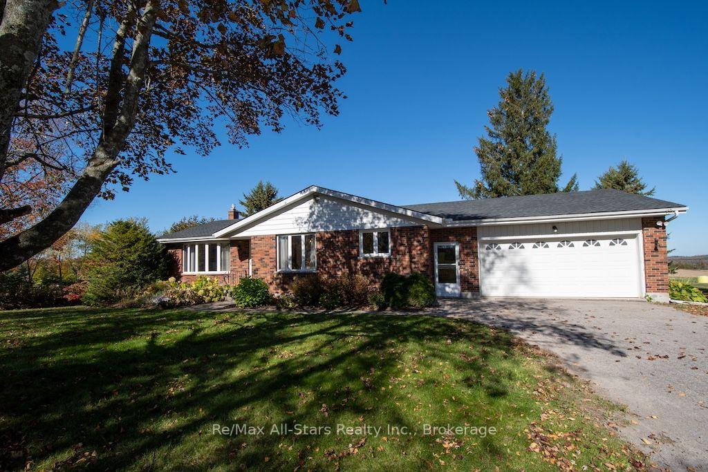 Photo 3 of 1067 Fleetwood Road, Kawartha Lakes, Manvers — HOMEH