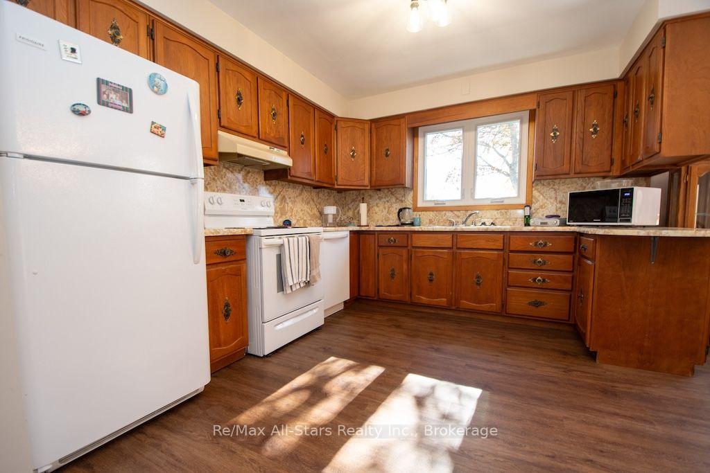 Photo 13 of 1067 Fleetwood Road, Kawartha Lakes, Manvers — HOMEH