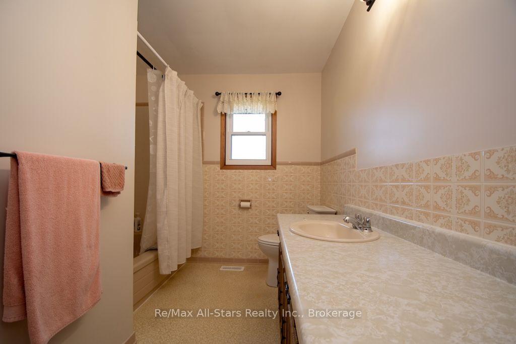 Photo 24 of 1067 Fleetwood Road, Kawartha Lakes, Manvers — HOMEH