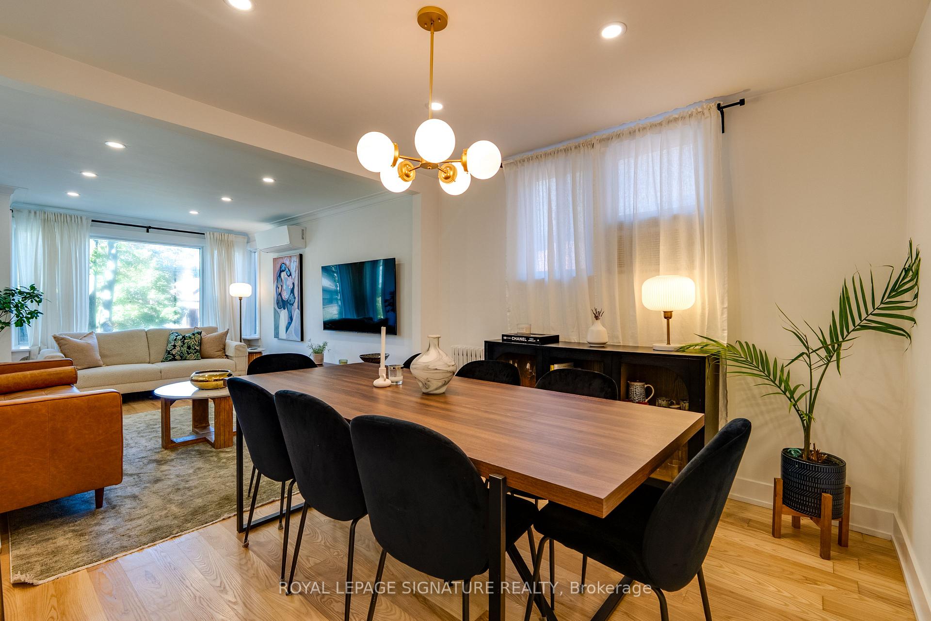 Photo 8 of 31 Davies Crescent, Toronto, East York — HOMEH