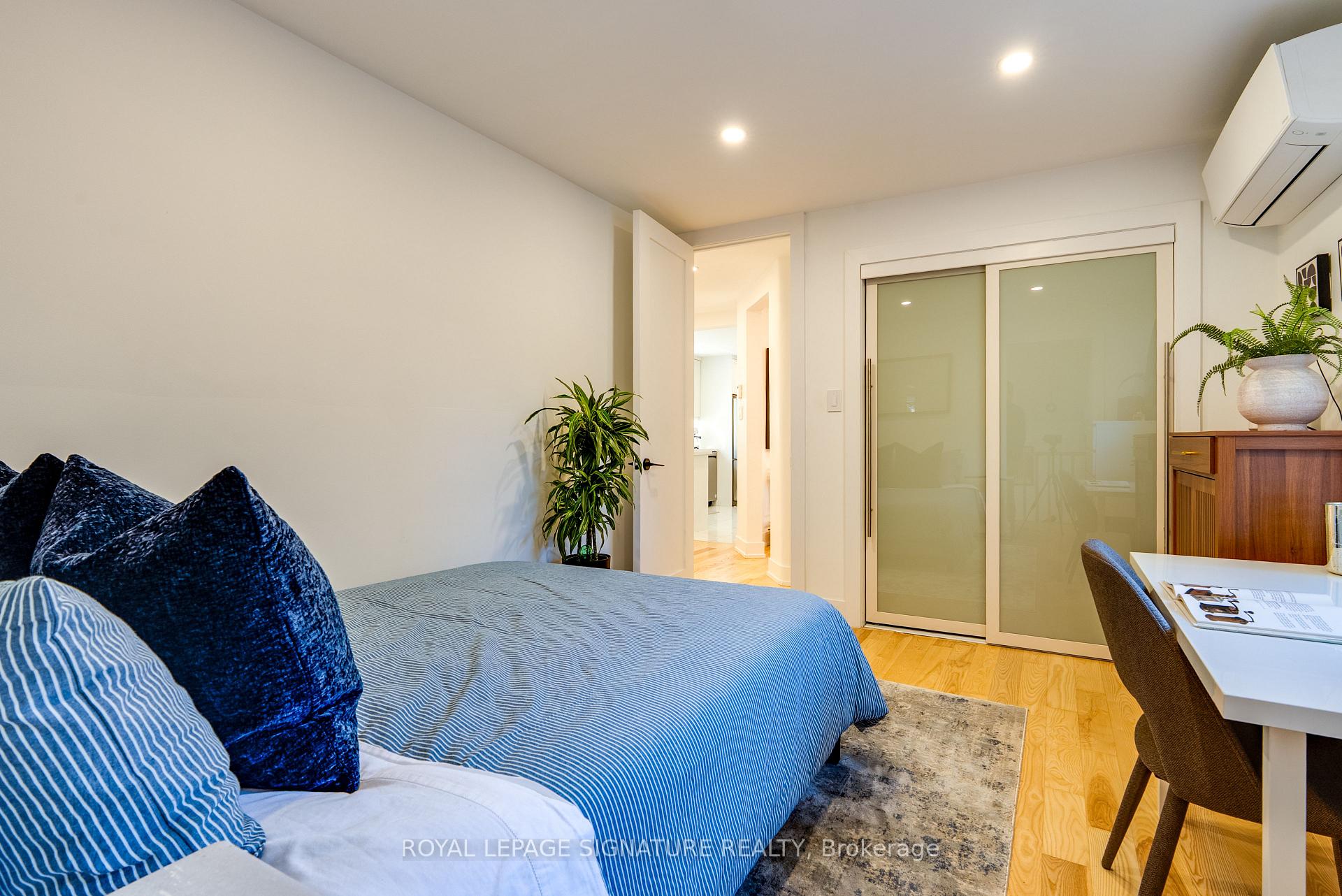 Photo 13 of 31 Davies Crescent, Toronto, East York — HOMEH