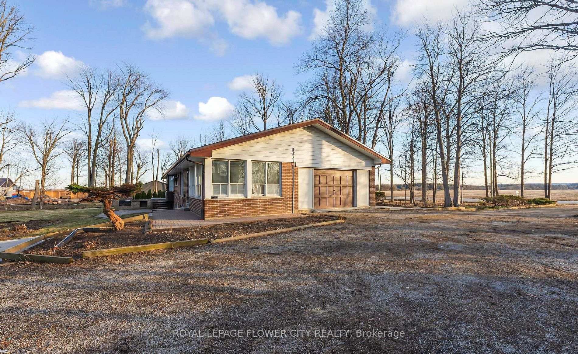 Photo 31 of 8449 Eigth Line, Halton Hills, Rural Halton Hills — HOMEH