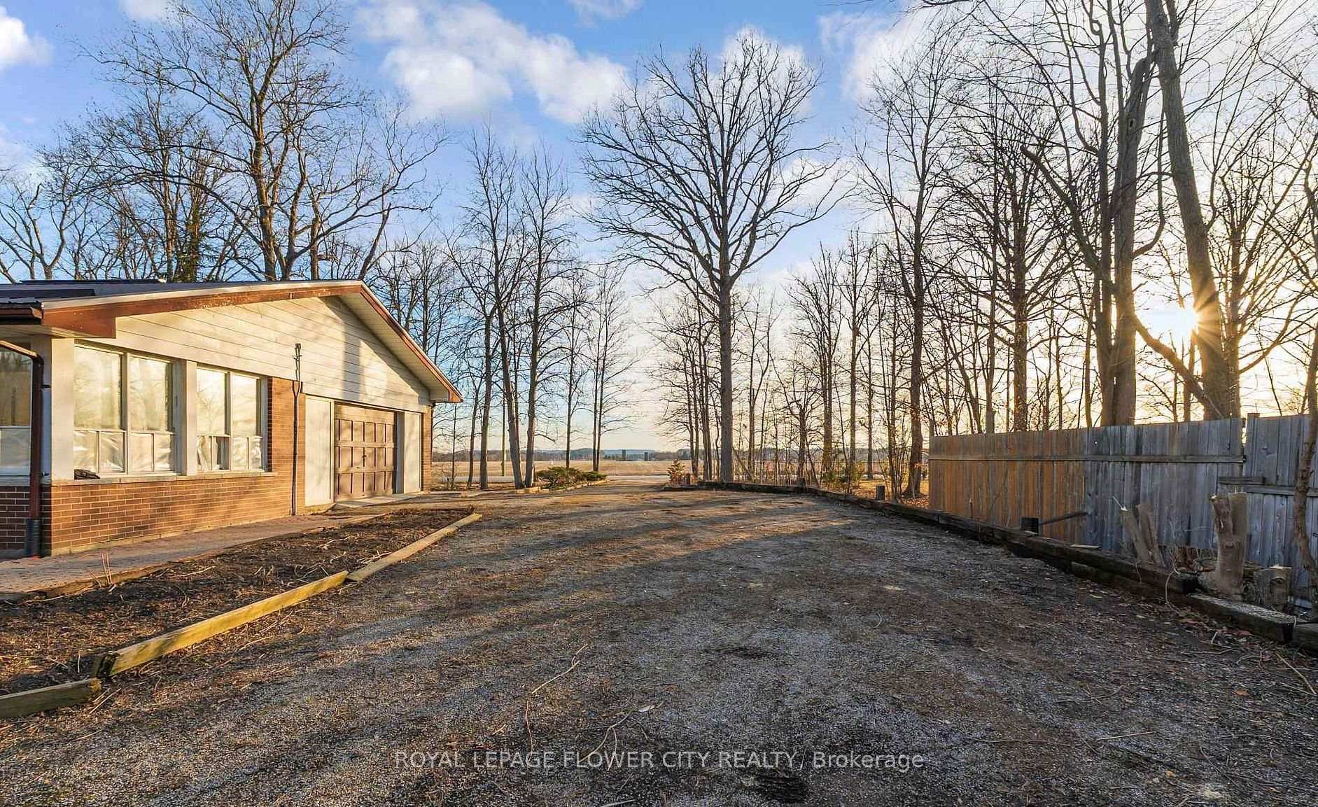 Photo 33 of 8449 Eigth Line, Halton Hills, Rural Halton Hills — HOMEH