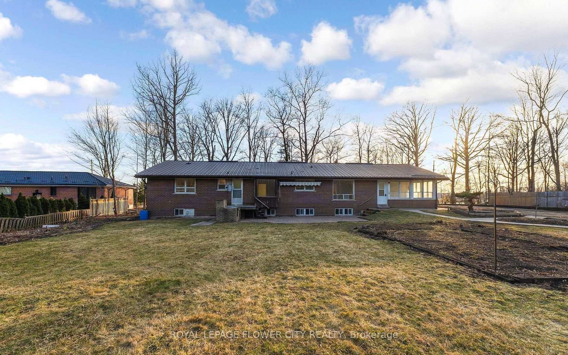 Photo 44 of 8449 Eigth Line, Halton Hills, Rural Halton Hills — HOMEH