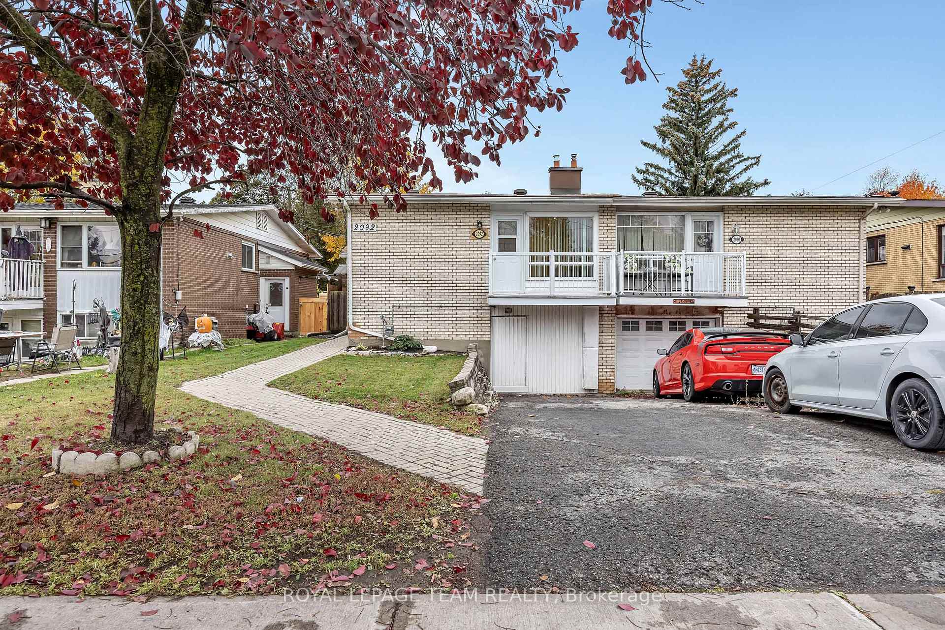 Photo 1 of 2092 St Laurent Boulevard, Ottawa, Elmvale Acres/Urbandale — HOMEH