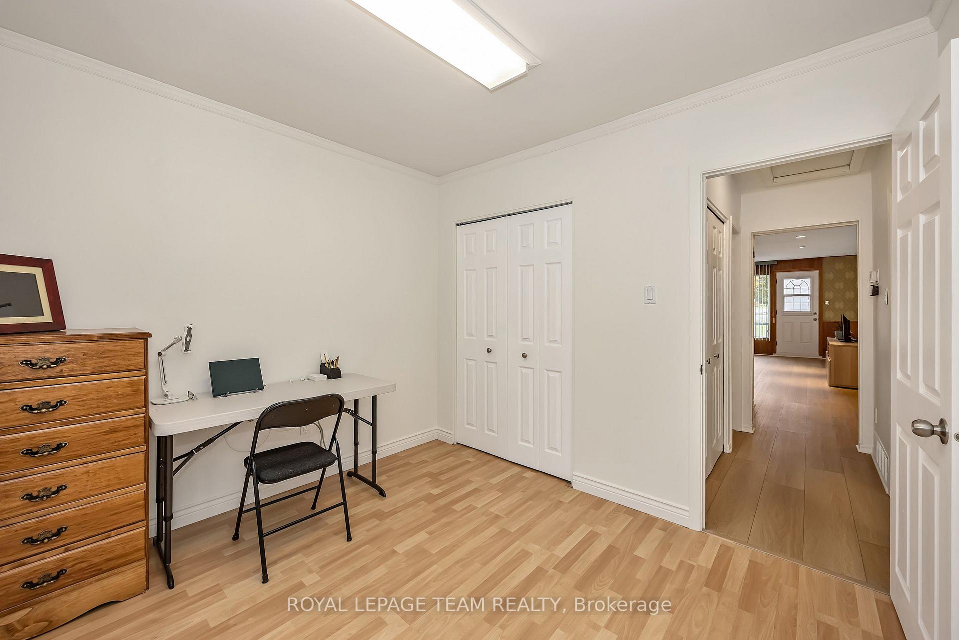 Photo 20 of 2092 St Laurent Boulevard, Ottawa, Elmvale Acres/Urbandale — HOMEH